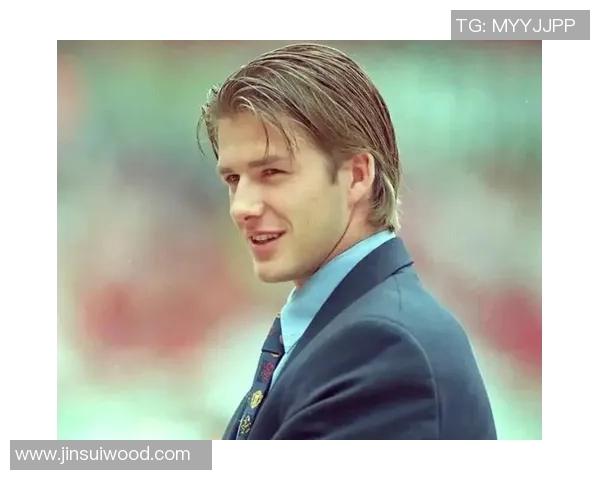 百年不遇的足球星是谁呀揭秘足坛传奇巨星背后的荣耀与争议